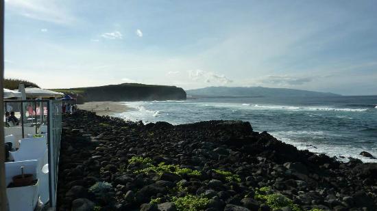 A costa de pedra vulcânica