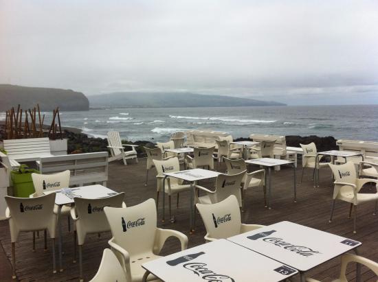 A esplanada sobre o mar