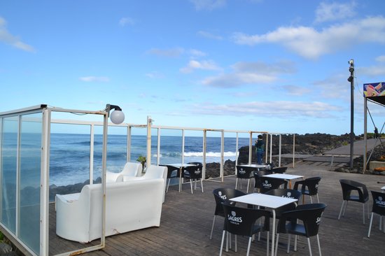 O terraço junto ao Atlântico